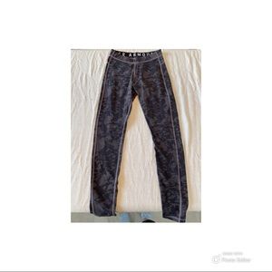 Under Armour Camo Leggings